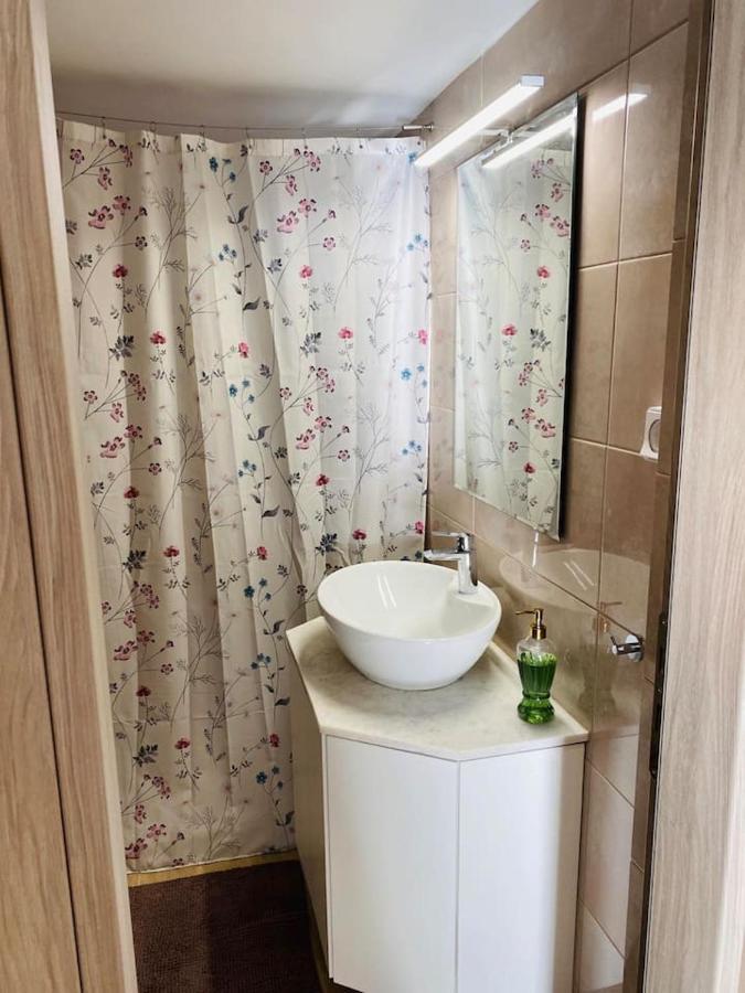 Azure House Apartment Athena Bagian luar foto